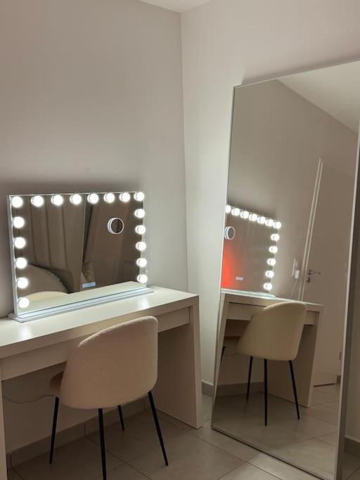 Superbe Appartement - Near Paris コルベイユ・エソンヌ エクステリア 写真